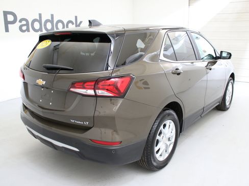 Used 2023 Chevrolet Equinox LT FWD image 9