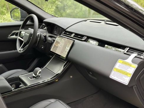 New 2026 Land Rover Range Rover Velar S image 20