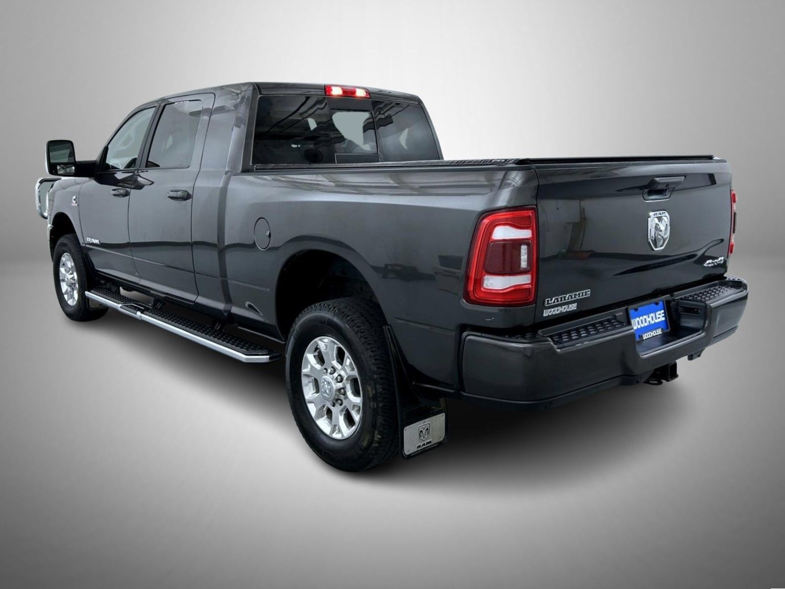 Used 2024 RAM 3500 Laramie AWD/4WD image 7