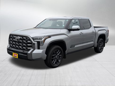 Used 2024 Toyota Tundra Platinum AWD/4WD image 3