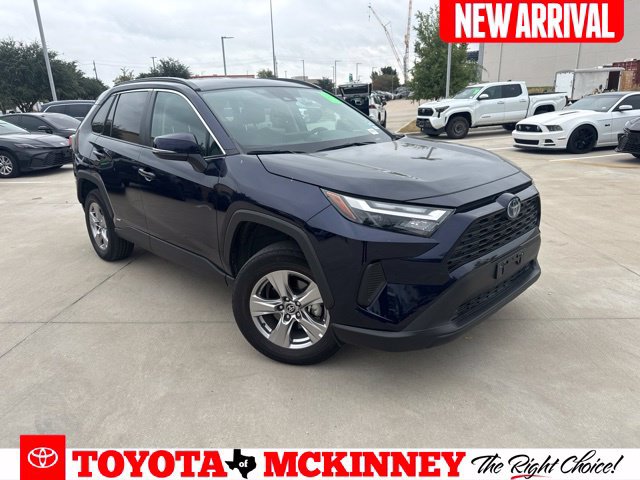 Used 2023 Toyota RAV4 XLE AWD/4WD image 1