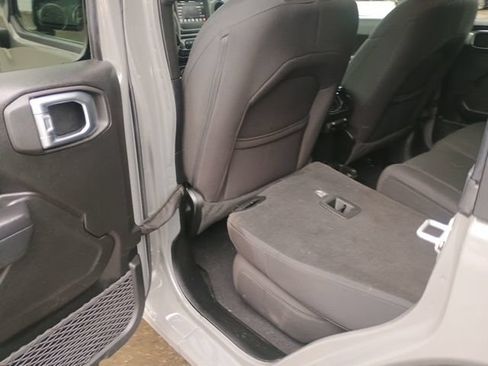 Used 2023 Jeep Wrangler Unlimited Sport AWD/4WD image 20