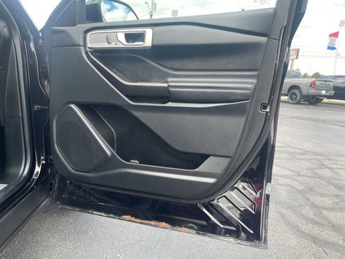 Used 2020 Ford Explorer Limited AWD/4WD image 31