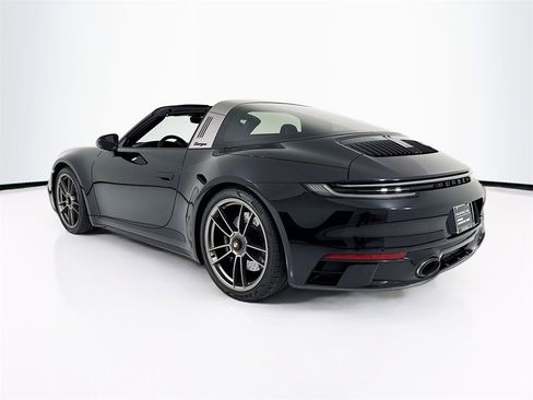 Used 2023 Porsche 911 50th Anniversary Edition image 3