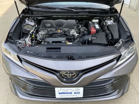 Used 2019 Toyota Camry LE FWD image 24