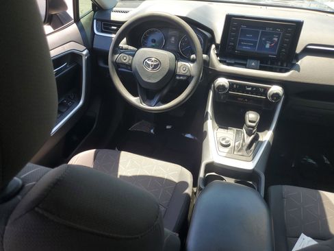 Certified 2020 Toyota RAV4 XLE AWD/4WD image 16