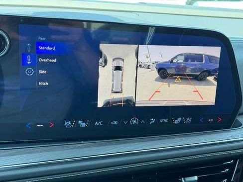 New 2025 Chevrolet Suburban Premier image 14