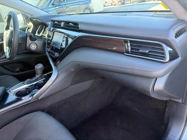 Used 2020 Toyota Camry LE FWD image 24