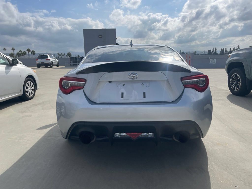 Used 2020 Toyota 86 RWD image 3