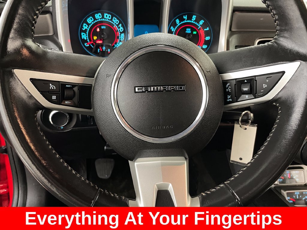 Used 2010 Chevrolet Camaro SS RWD image 4