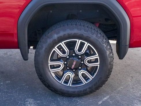 Used 2022 GMC Sierra 2500 AT4 image 6