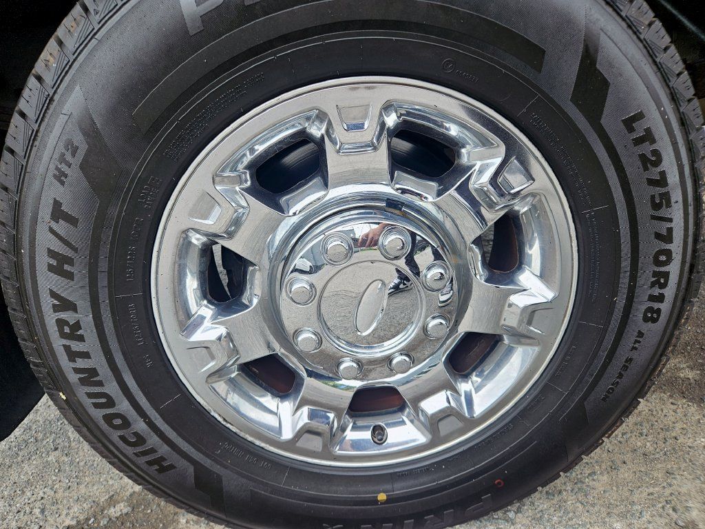 Used 2013 Ford F250 XLT w/ XLT Premium Pkg AWD/4WD image 22