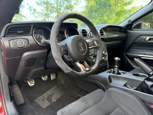 Used 2016 Ford Mustang Shelby GT350 w/ Track Package image 22