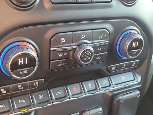 Used 2021 Chevrolet Silverado 1500 LTZ w/ Technology Package image 33