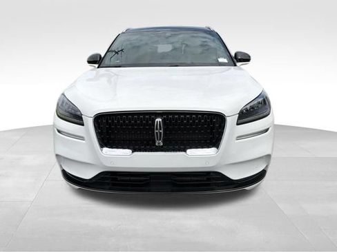 Used 2022 Lincoln Corsair Reserve w/ Equipment Group 201A AWD/4WD image 2