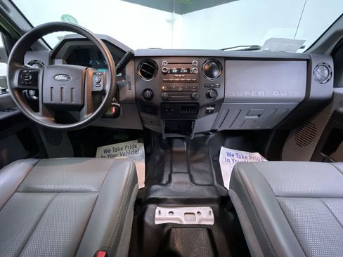 Used 2016 Ford F250 XL w/ Power Equipment Group image 17