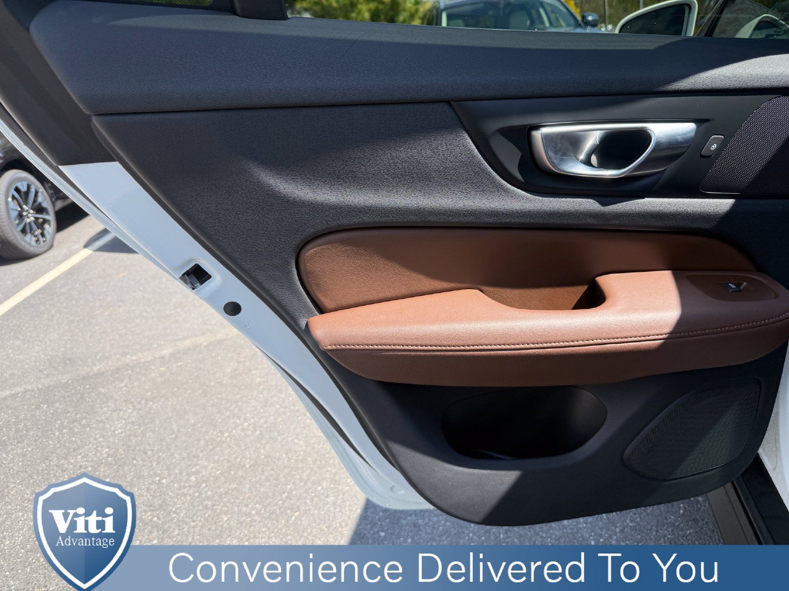 Certified 2025 Volvo V60 B5 Cross Country Plus AWD/4WD image 20