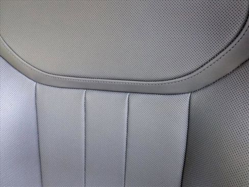 Used 2022 Land Rover Range Rover SE image 14