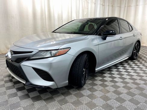 Used 2019 Toyota Camry XSE image 13