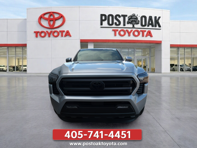 Used 2024 Toyota Tacoma SR5 AWD/4WD image 11