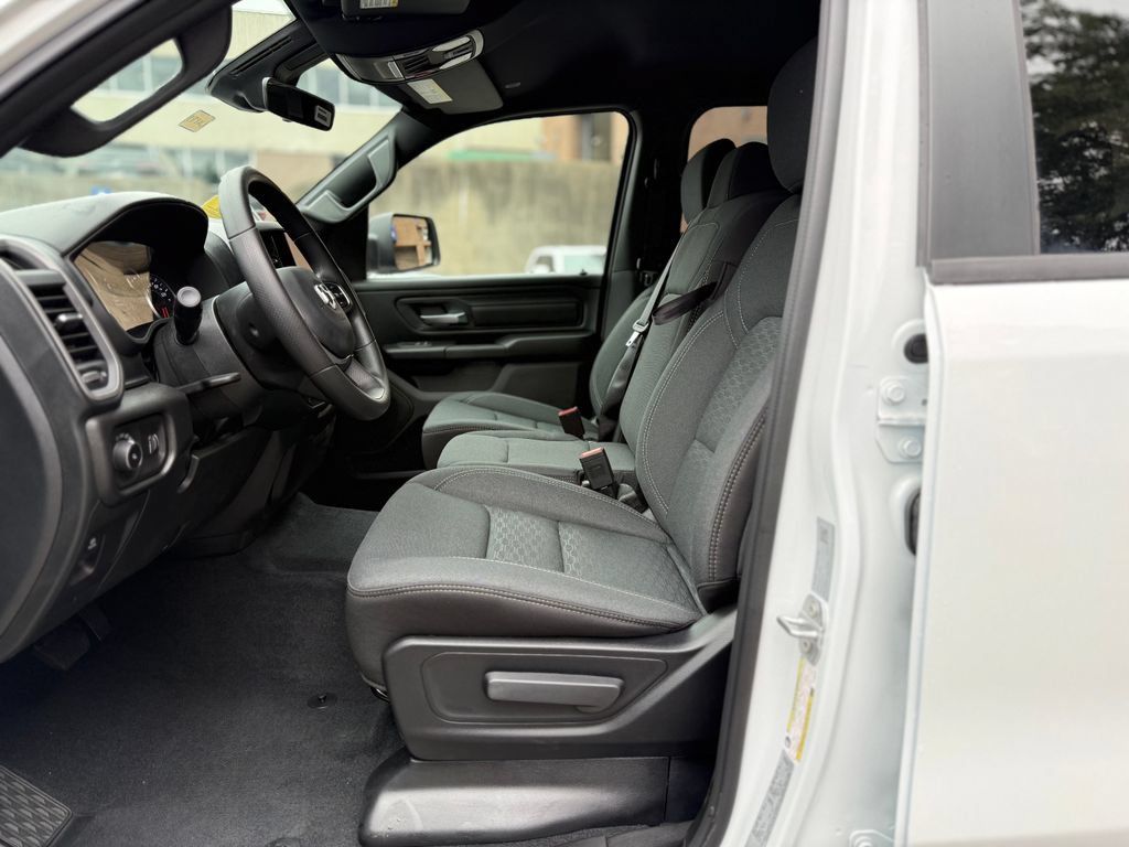 New 2026 RAM 1500 Tradesman AWD/4WD image 17