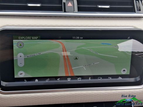 Used 2020 Land Rover Range Rover Velar S image 21