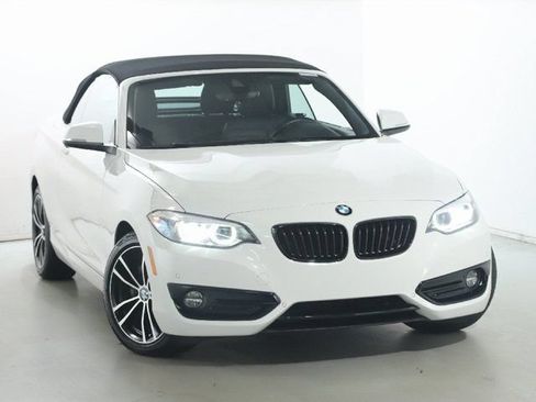 Used 2020 BMW 230i xDrive Convertible AWD/4WD image 2