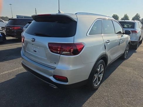 Used 2019 Kia Sorento EX AWD/4WD image 4