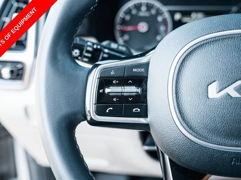 Used 2023 Kia Sorento EX w/ Panoramic Sunroof Package FWD image 16