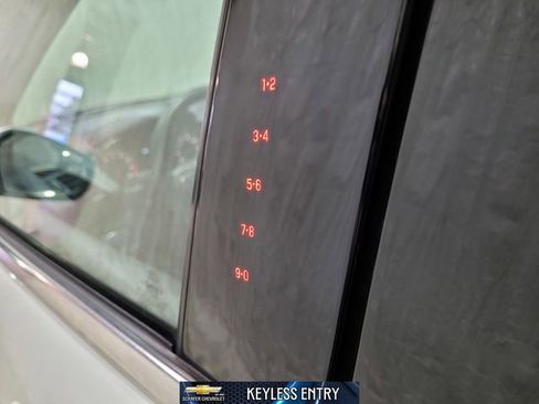 Used 2019 Ford Escape SE image 24