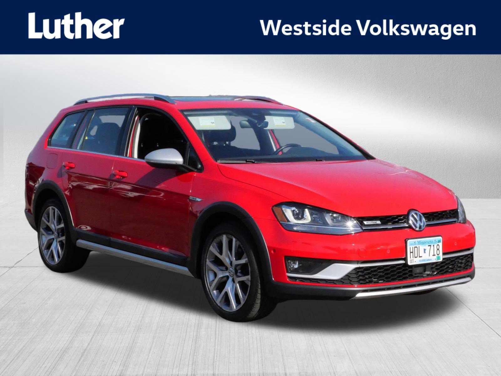 Used 2017 Volkswagen Golf Alltrack SEL AWD/4WD image 1