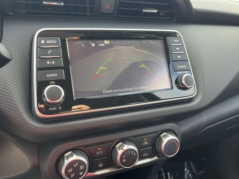 New 2025 Nissan Kicks Play S FWD image 22