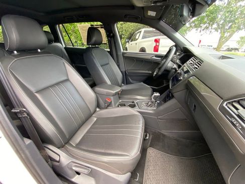 Used 2024 Volkswagen Tiguan SE R-Line FWD image 36