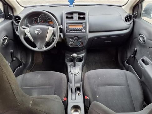 Used 2015 Nissan Versa S FWD image 30