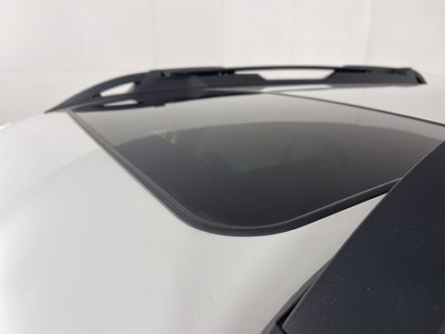 Used 2023 Subaru Outback Limited XT image 6