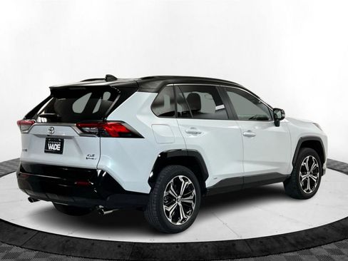 Certified 2025 Toyota RAV4 XSE image 5