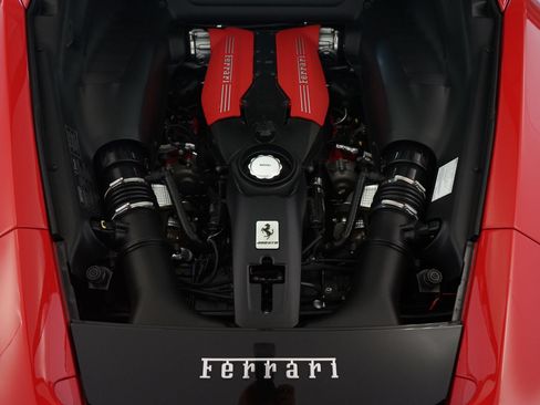 Used 2019 Ferrari 488 GTB RWD image 24
