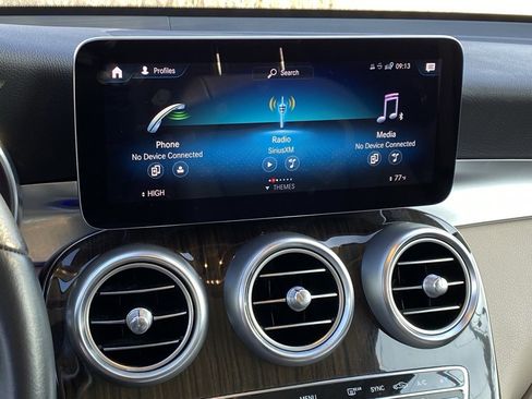 Used 2022 Mercedes-Benz GLC 300 image 16