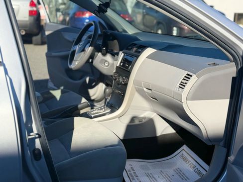 Used 2010 Toyota Corolla S image 10