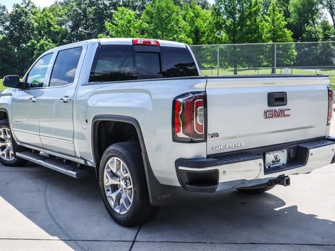 Used 2017 GMC Sierra 1500 SLT w/ SLT Preferred Package AWD/4WD image 16