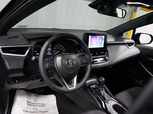 Certified 2024 Toyota Corolla SE image 11