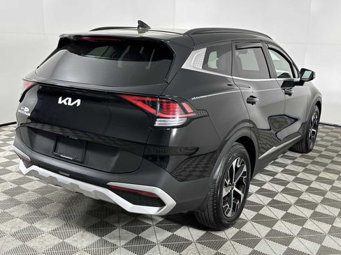 Used 2025 Kia Sportage EX w/ Premium Package image 8