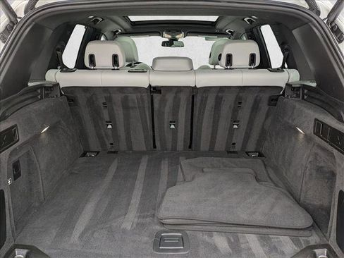 Used 2023 BMW X5 xDrive40i w/ Premium Package image 6
