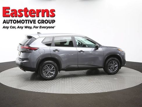 Used 2024 Nissan Rogue S AWD/4WD image 43