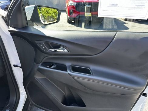 Used 2024 Chevrolet Equinox Premier AWD/4WD image 35