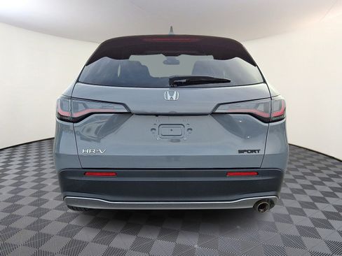 Used 2023 Honda HR-V Sport image 3