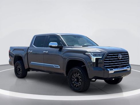 Used 2023 Toyota Tundra Capstone AWD/4WD image 5