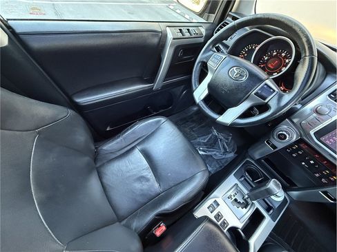 Used 2013 Toyota 4Runner Limited AWD/4WD image 10