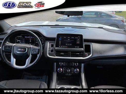 Used 2021 GMC Yukon XL SLE w/ Gmc Pro Safety Plus Package AWD/4WD image 16