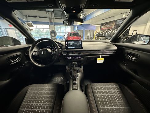 New 2026 Honda HR-V Sport image 18